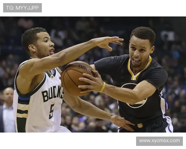 勇士与雄鹿激战正酣NBA直播精彩瞬间回顾与分析